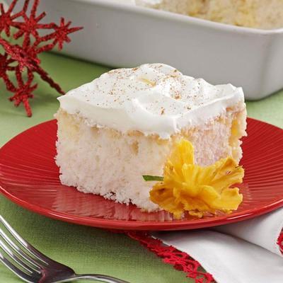 Advocaat Tres leches cake