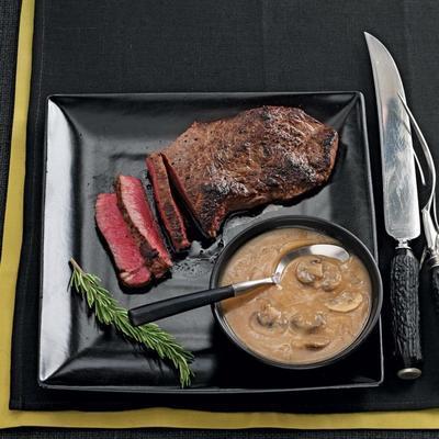 entrecote met rijke champignonjus