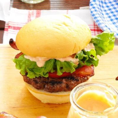 ultieme gameday blt burgers