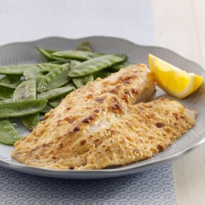 geroosterde tilapia van parmezaan