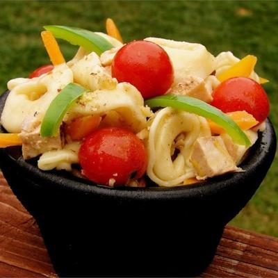 charlotte's tortellini salade