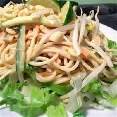 Thaise noedelsalade