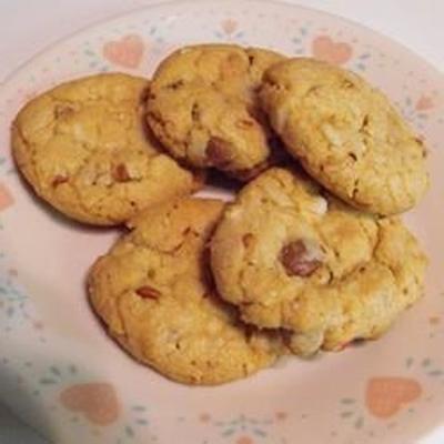sue's twee-chocolate chip cookies