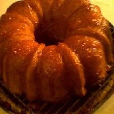 abrikozenbrandewijn, perzik schnapps pond cake