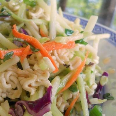 broccoli en ramen noodlesalade