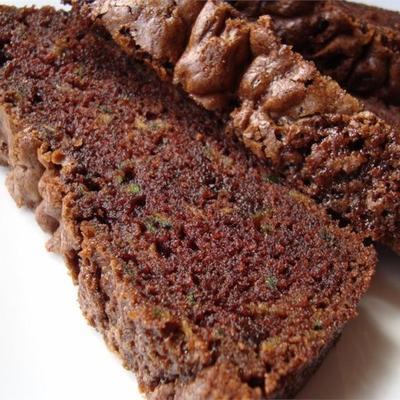 chocolade courgette brood i