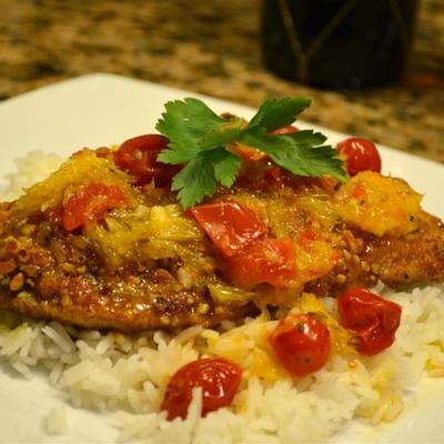 gegrilde kip met amandelen en tomatencitrussaus