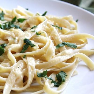 Alfredo saus