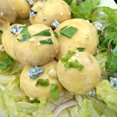 gemarineerde champignons met blauwe kaas