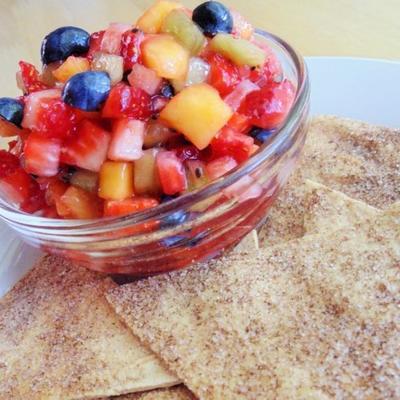 annie's fruitsalsa en kaneelchips