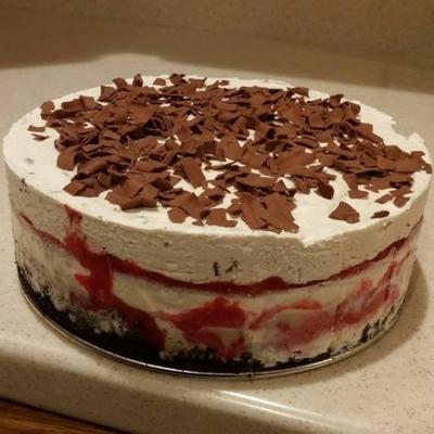 cranberry ijs swirl cake