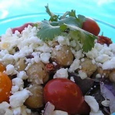 mediterrane kikkererwt salade i