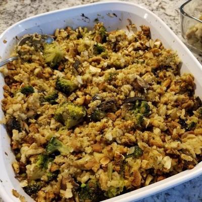 leslie's broccoli, wilde rijst en paddenstoelenvulling