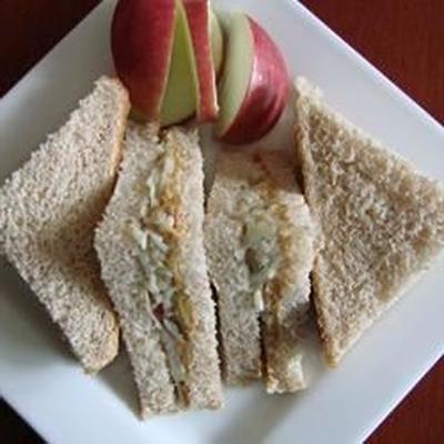 pindakaas en appel sandwich