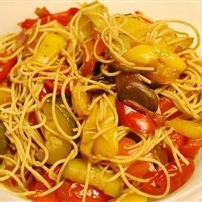 eenvoudige vegetarische pasta