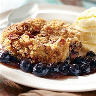 blueberry streusel cobbler