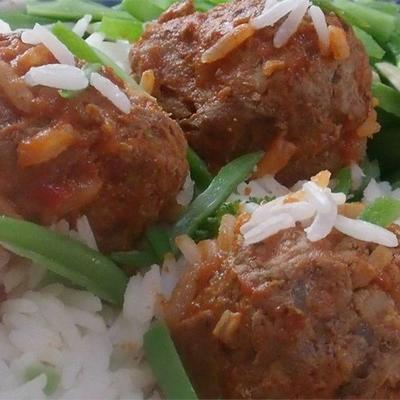 slowcooker stekelvarken gehaktballen met paprika's