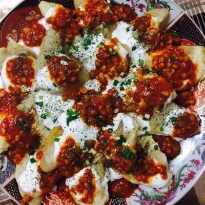 afghan beef raviolis (mantwo)