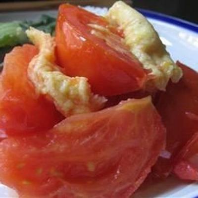 roerbak tomaat en eieren
