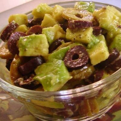 avocado olijf salade