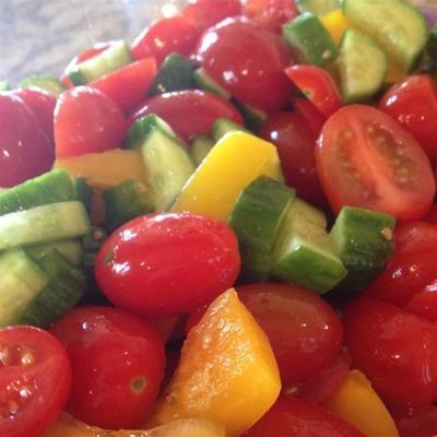 tomaat en pepersalade