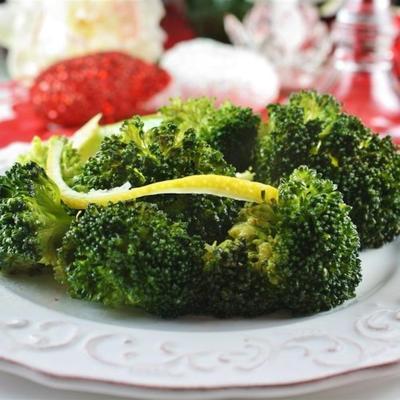 broccoli met citroenbotersaus