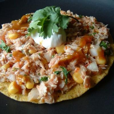 tonijnkalk tostadas