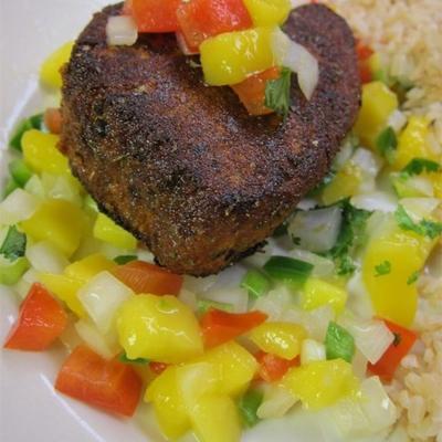 zwartgeblakerde tonijnsteaks met mangosalsa