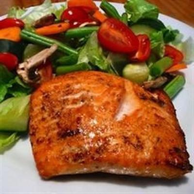 Smelt-in-de-mond broiled salmon