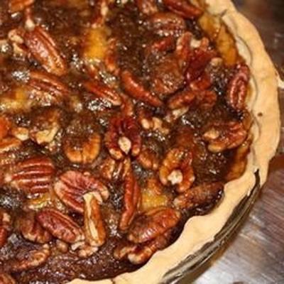 caramel-pecan pumpkin pie