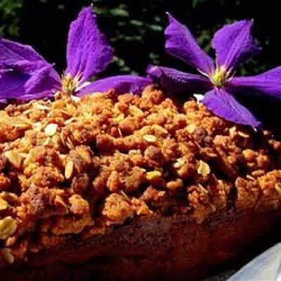 bananenbrood met oat-streusel topping