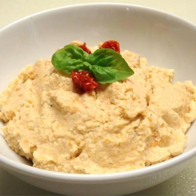 zongedroogde tomatenhummus