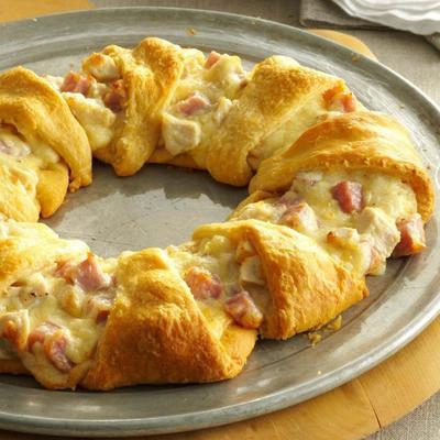 cordon bleu crescent ring