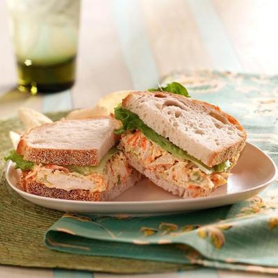 gianna's hartige sandwiches met Italiaanse kipsalade