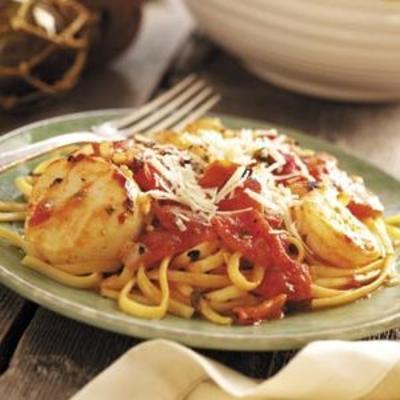 seafood medley met linguine