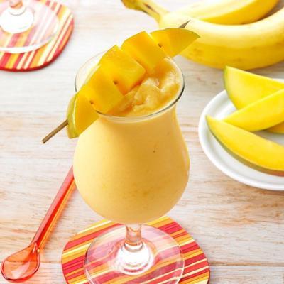 mango smoothie