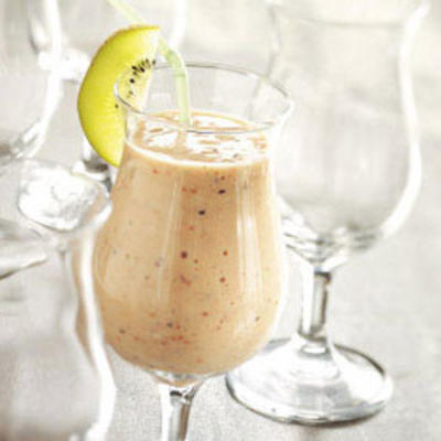 kiwi berry smoothie