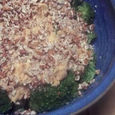 broccoli met maanzaadsaus