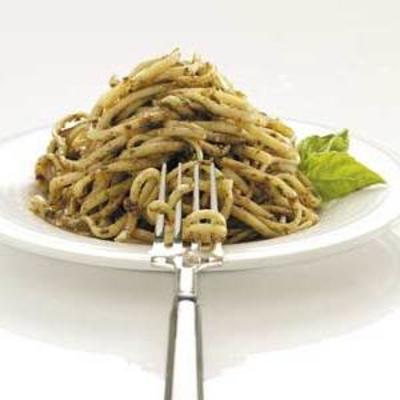 zongedroogde tomaat en basilicumpesto