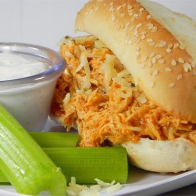 slow cooker buffalo chicken sandwiches