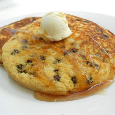 lichtere poffertjes met chocoladeschilfers