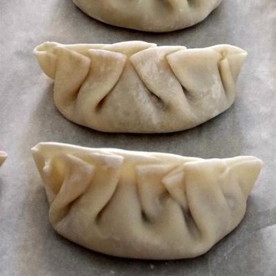 chinese paardenbloem dumplings