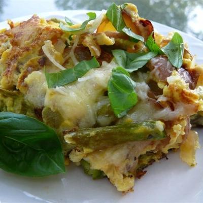 asperges, aardappel en ui frittata