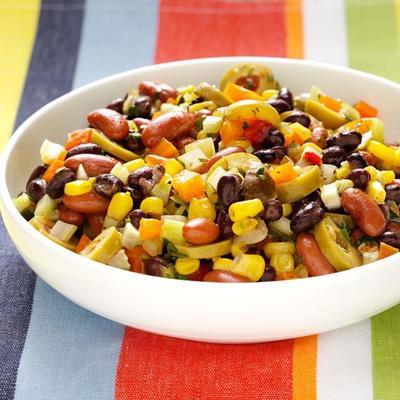 kleurrijke maïs en bonen salade