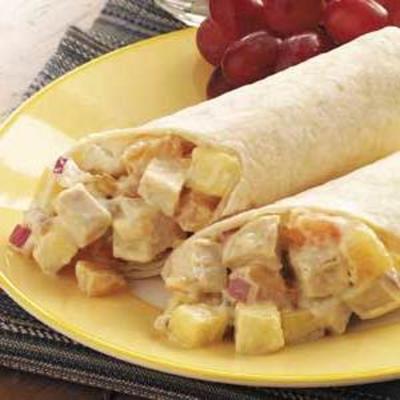 curried fruitige kip wraps