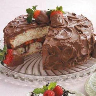 chocolade omhulde aardbeien cake
