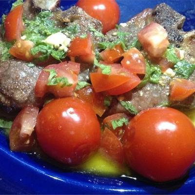 mint-tomatensaus voor lamsvlees