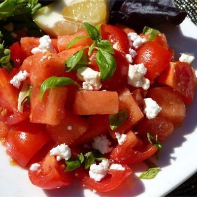 watermeloen en tomatensalade