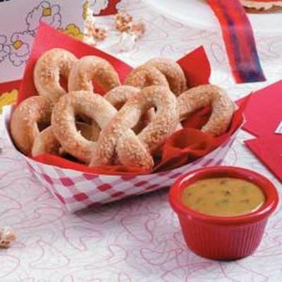 zachte pretzles met mosterd