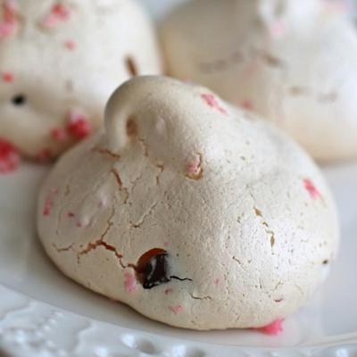 chocolademarpermint meringue drops